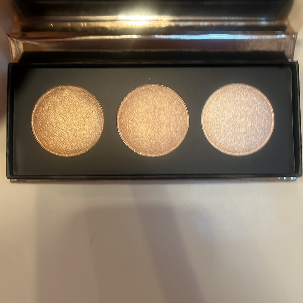 Iconic London Gliding Light Palette
